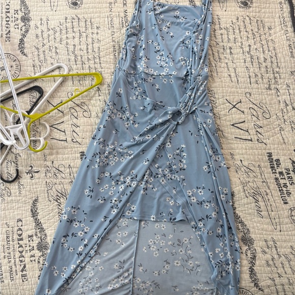 No Boundaries Blue Floral High Low Dress - Picture 1 of 2